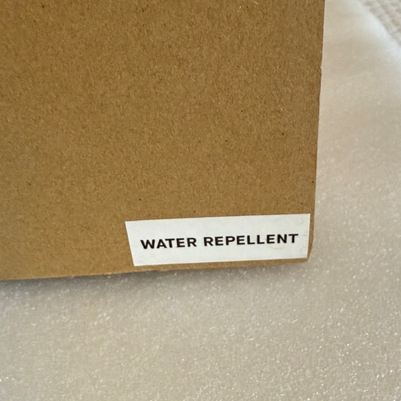 Vince rue tan Chelsea lug sole suede WATER REPELLENT boot size 7.5 / 38 NIB - Picture 15 of 16